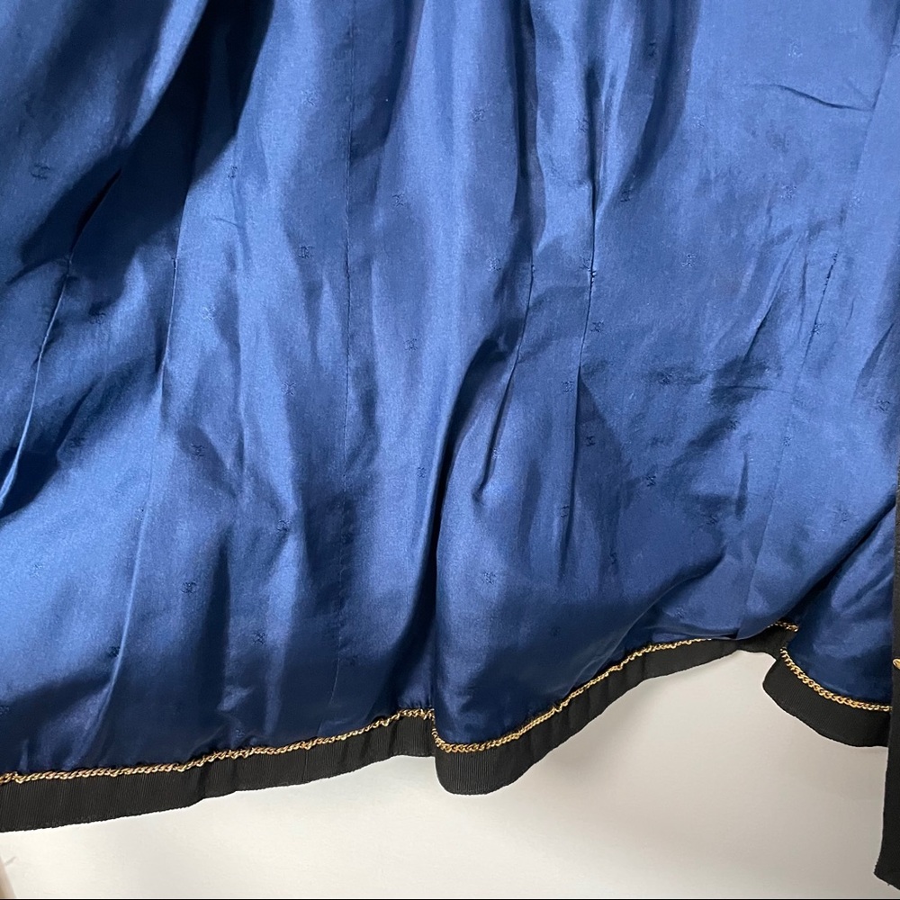 SOLD Chanel Vintage 1989 Iconic Blue Tweed Blazer - Picture 12 of 13